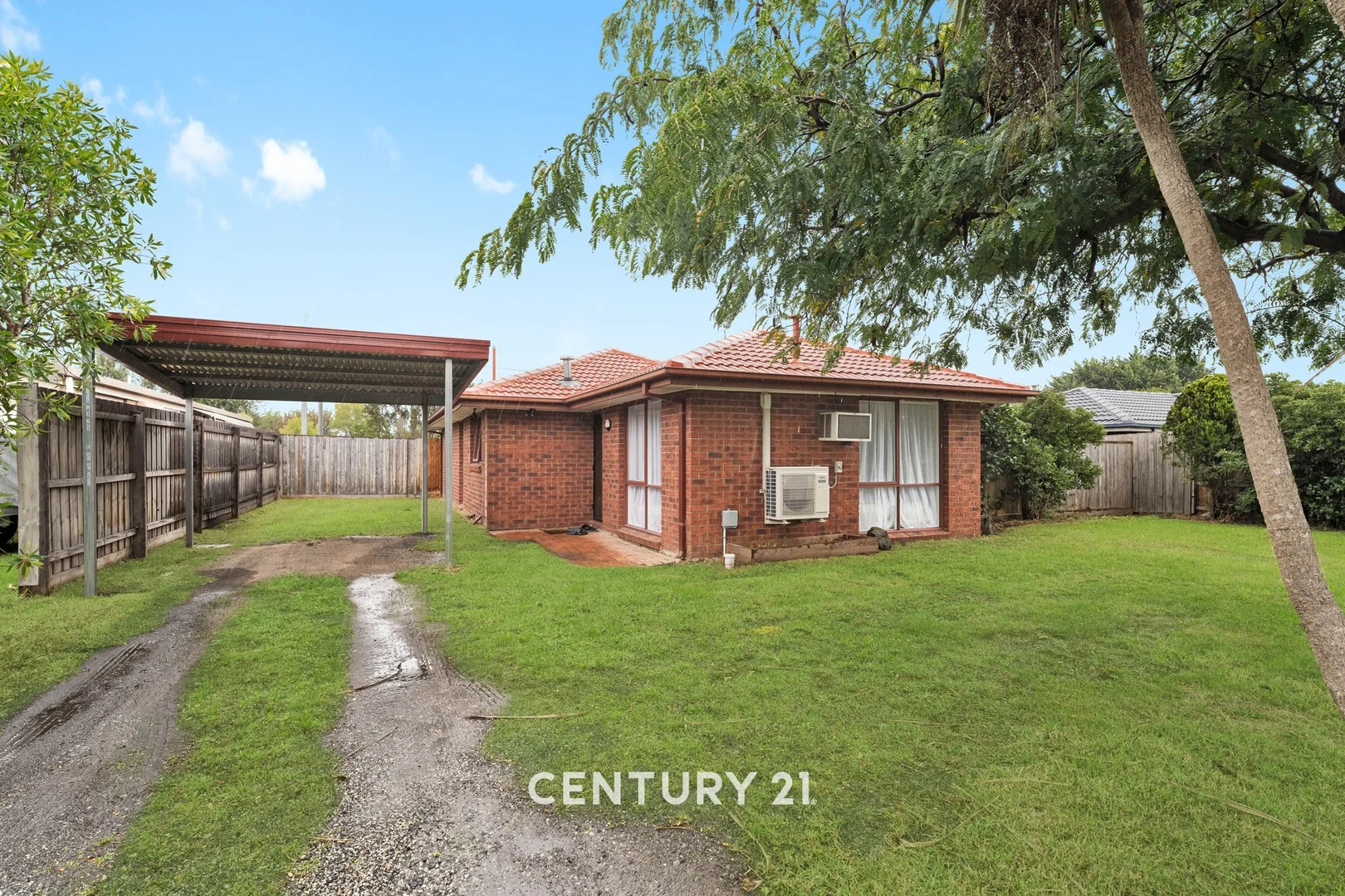 28 Collins Crescent, Berwick VIC 3806