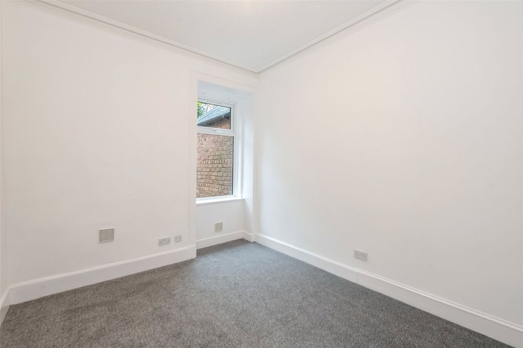 Additional image 8 of 2 bed flat for saleHill Street, Alloa, Clackmannanshire FK10