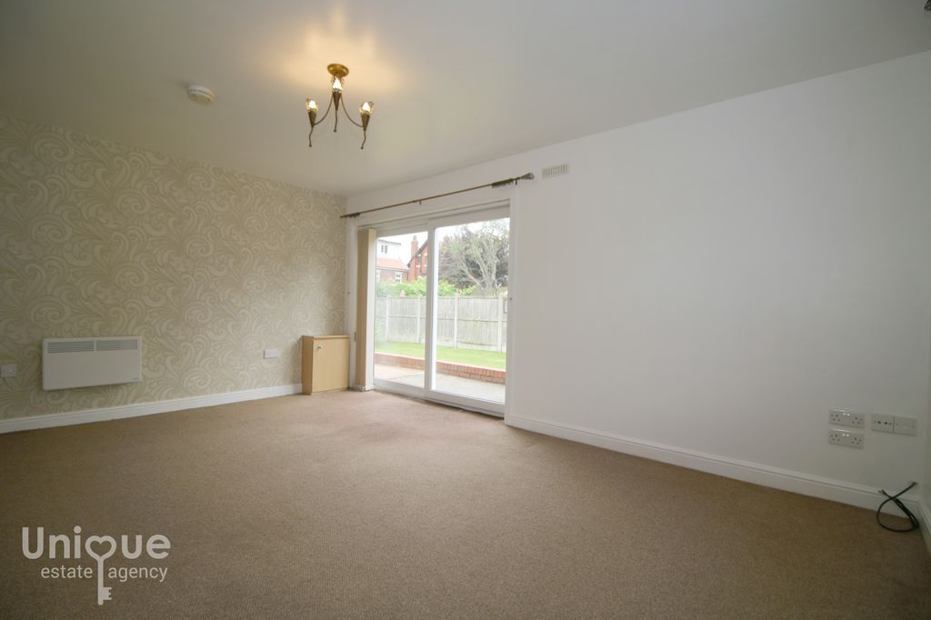 Additional image 11 of 1 bed flat for saleNewton Court, 91-93 Newton Drive, Blackpool FY3