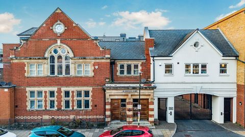 Griffiths Road, Wimbledon, London SW19