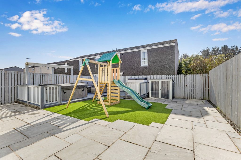 Additional image 17 of 4 bed terraced house for sale38 Cuikenburn, Penicuik EH26