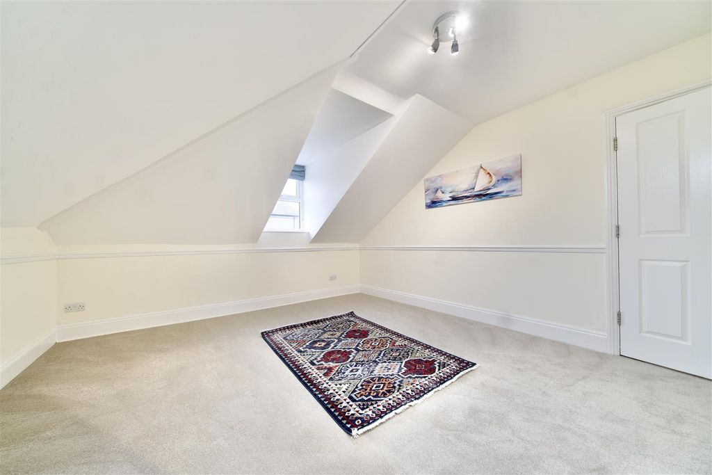 Additional image 13 of 2 bed flat for saleBuxton Road, Weymouth DT4