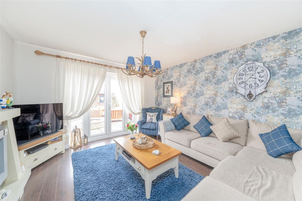 Additional image 2 of 3 bed detached house for sale83 Hallydown Crescent, Eyemouth TD14