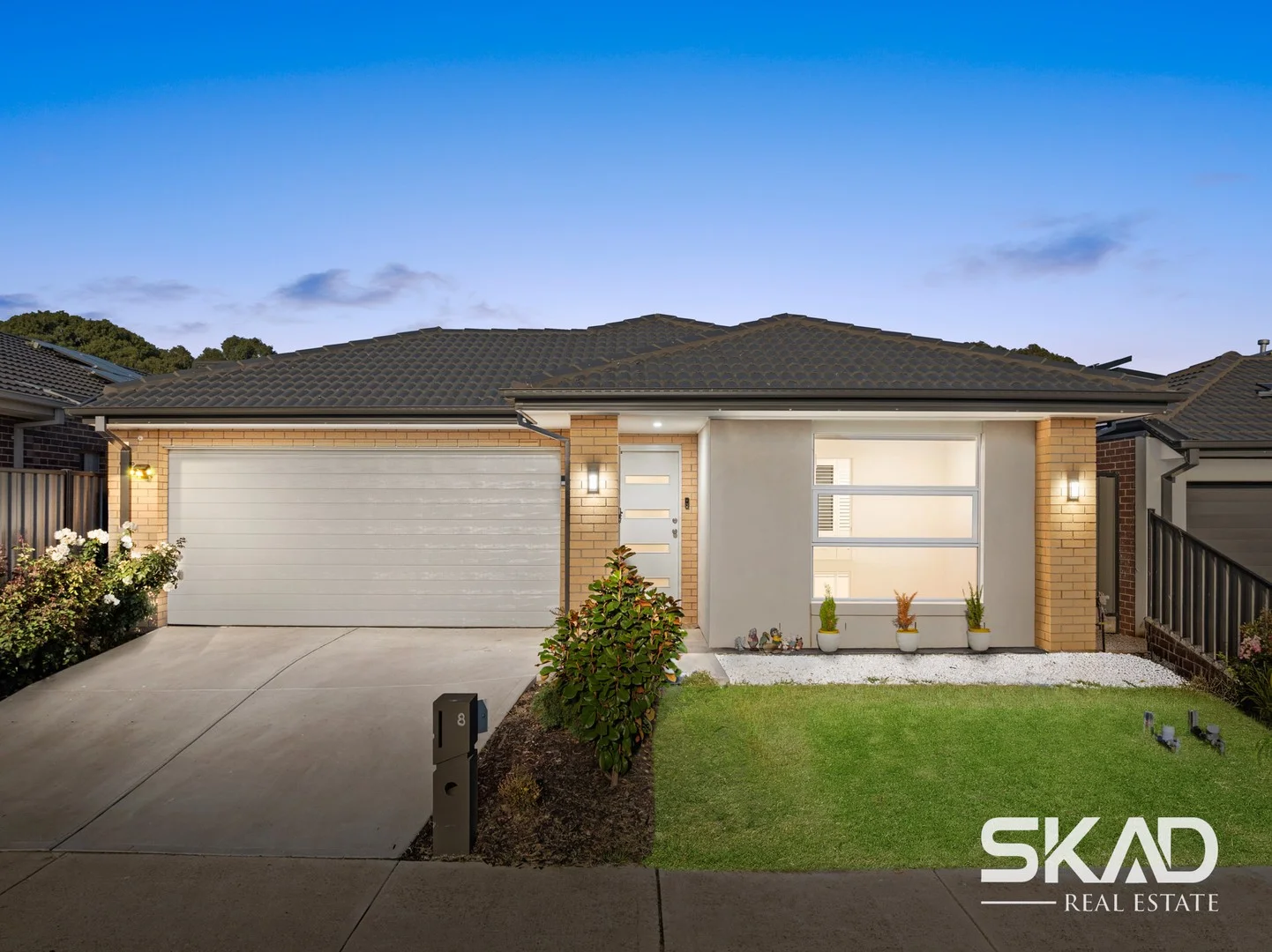 8 Mottlecah Circuit, Craigieburn VIC 3064