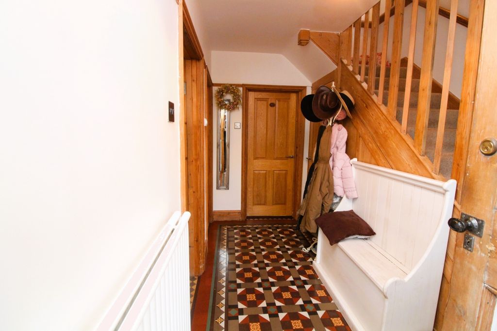 Additional image 7 of 4 bed semi-detached house for sale21 Hamp Green Rise, Bridgwater TA6
