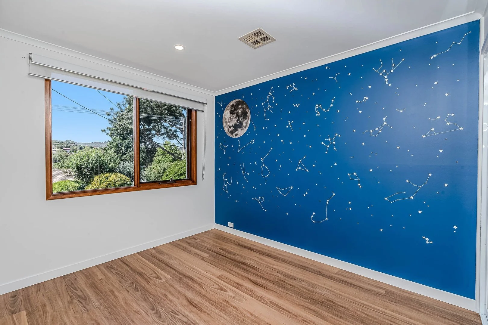 Additional image 11 of 34 Castleton Crescent, Gowrie ACT 2904