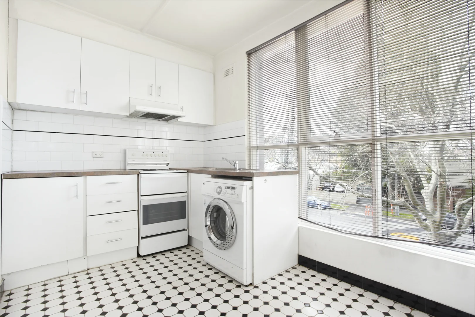 Additional image 4 of 3/1 Crimea Street, St Kilda VIC 3182