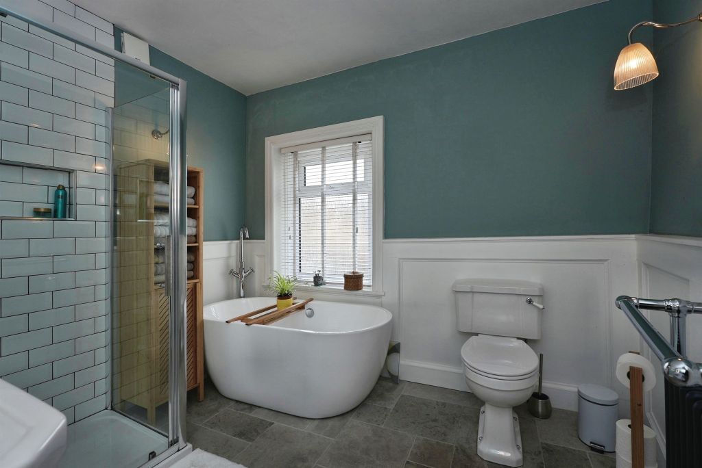 Additional image 4 of 4 bed end terrace house for saleBradford Road, Brighouse HD6