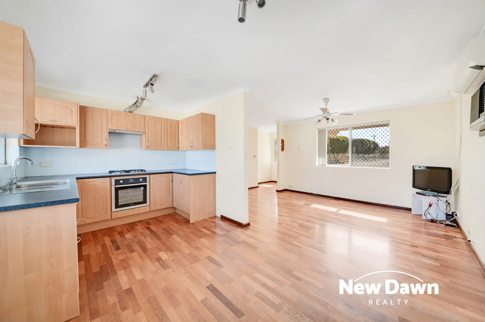 7 Nankivell Way, Koondoola WA 6064 photo 2