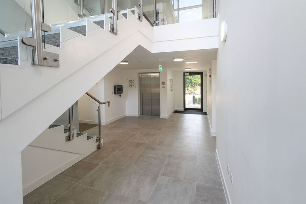 Additional image 10 of 2 bed flat for saleBroomgrove Gardens, 17 Broomgrove Road S10