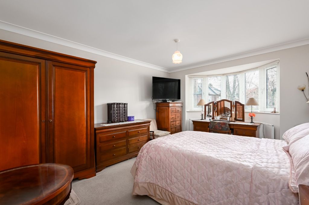 Additional image 9 of 4 bed detached house for saleThe Horseshoe, Tadcaster Road, York YO24
