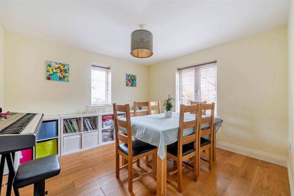 Additional image 4 of 4 bed link detached house for saleCobham Road, Blandford Forum DT11