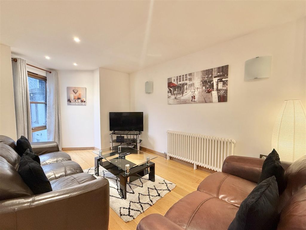 Additional image 12 of 2 bed flat for saleFore Street, Brixham TQ5