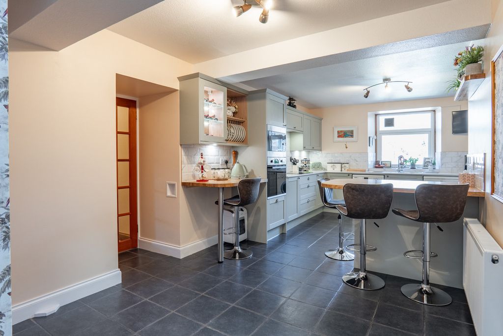 Additional image 11 of 7 bed end terrace house for saleHigh Street, Aberlour AB38