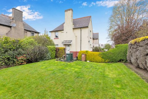 18 Boswall Drive, Boswall, Edinburgh EH5