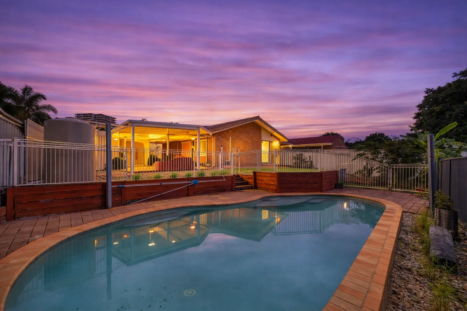 17 Paul Court, Carrara QLD 4211