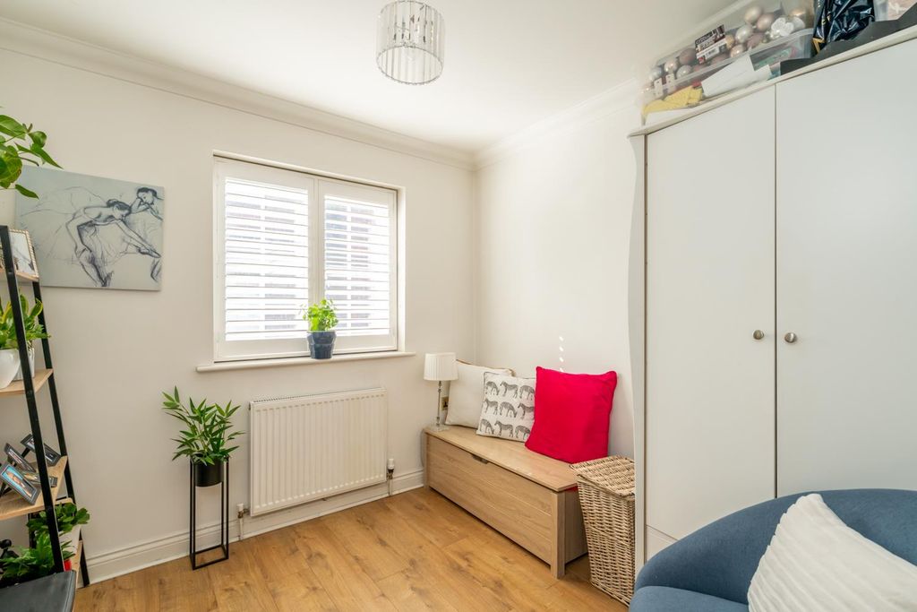 Additional image 8 of 2 bed flat for salePrincess Avenue, Aldwick, Bognor Regis PO21