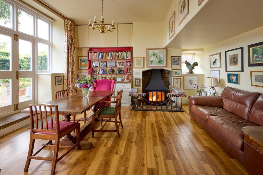 Additional image 8 of 5 bed detached house for saleSteane, Brackley, Northamptonshire NN13