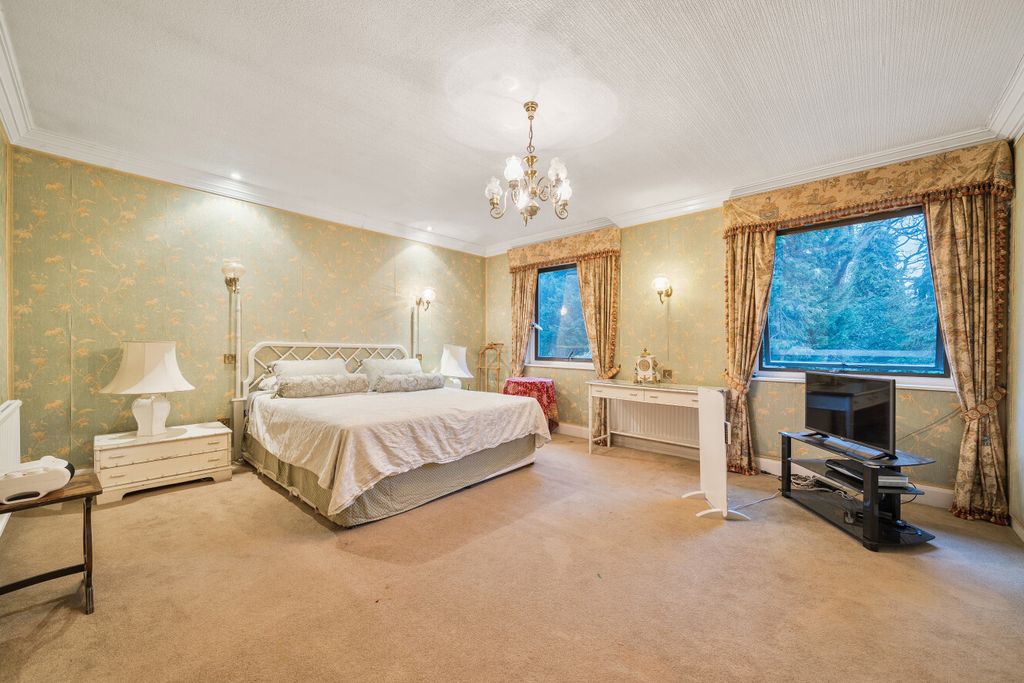 Additional image 11 of 6 bed detached house for saleSouth Hill Road, Bromley BR2