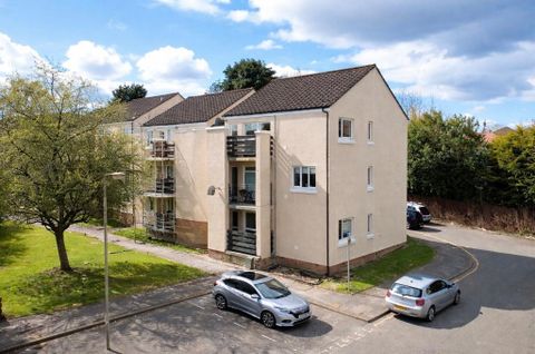 Lennox Avenue, Milngavie G62