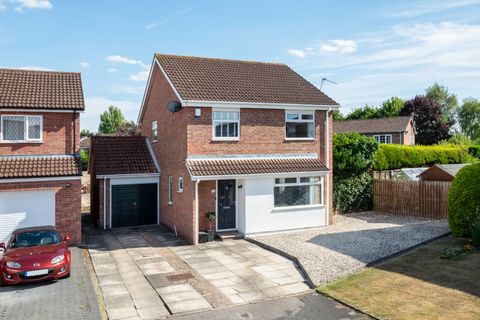 Dalmally Close, Woodthorpe, York YO24