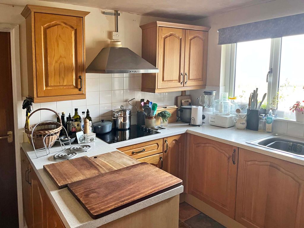 Additional image 2 of 4 bed detached bungalow for saleLanivet, Bodmin PL30