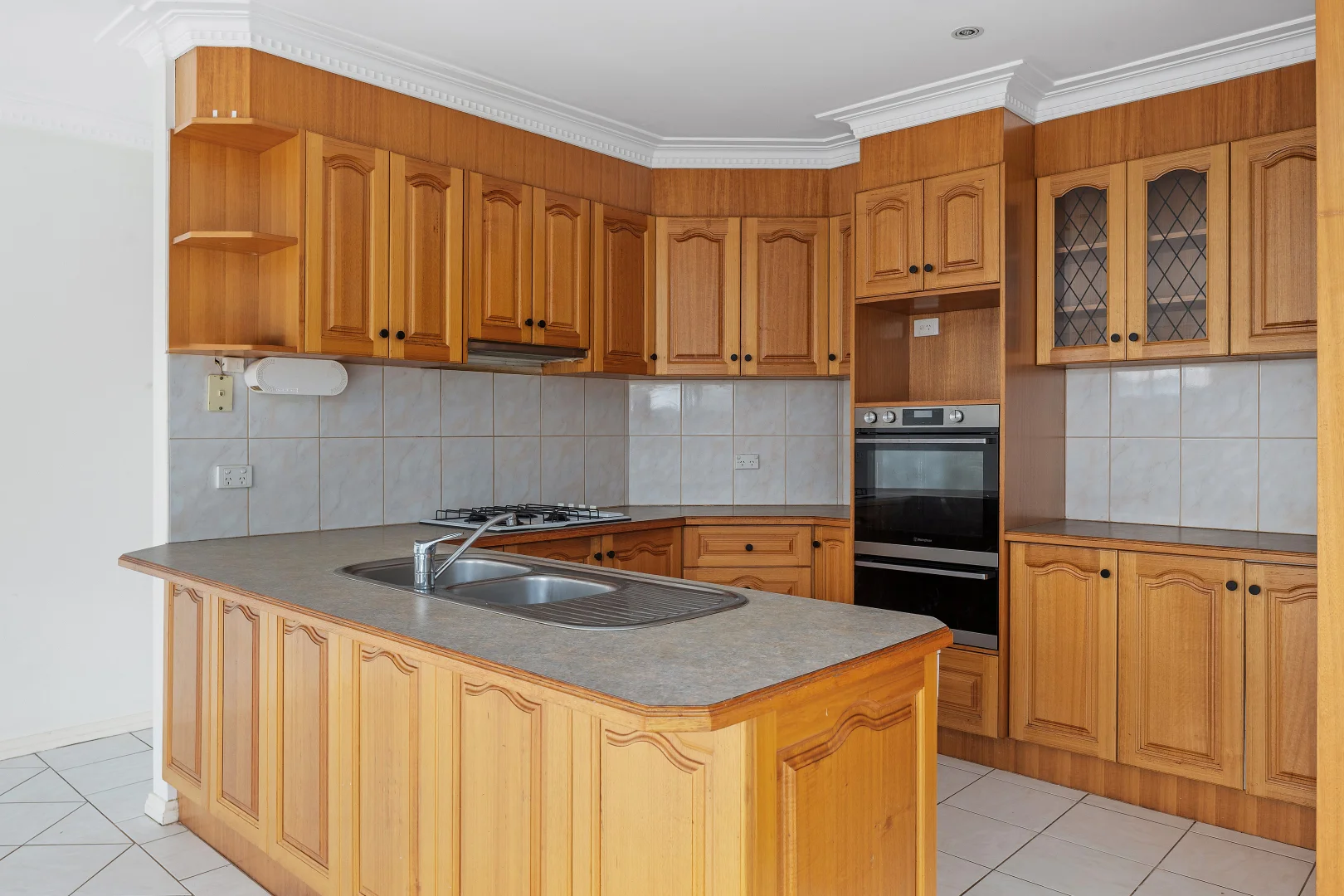 Additional image 5 of 81 Barry Road, Thomastown VIC 3074