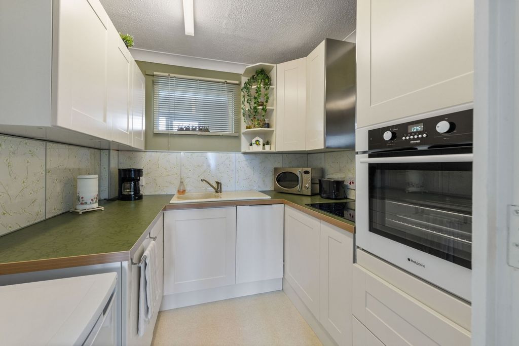 Additional image 7 of 1 bed flat for saleWilloughby Road, Boston PE21