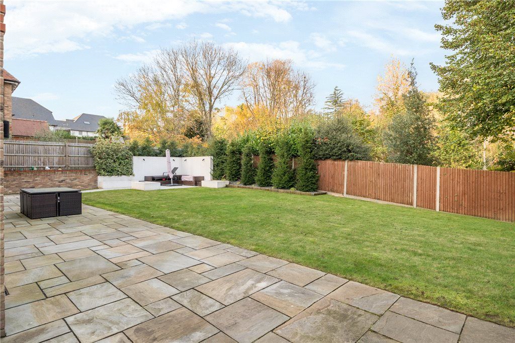 Additional image 40 of 6 bed detached house for salePlaistow Lane, Bromley BR1