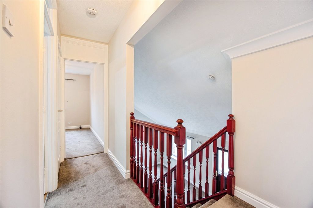 Additional image 8 of 3 bed maisonette for saleCastle Hill Court, Cross Lane, Bodmin, Cornwall PL31
