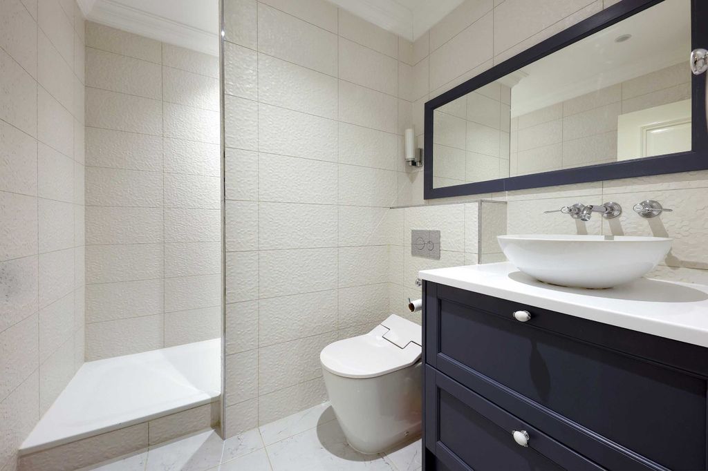 Additional image 9 of 2 bed flat for saleWillington Court, Station Road, Beaconsfield HP9