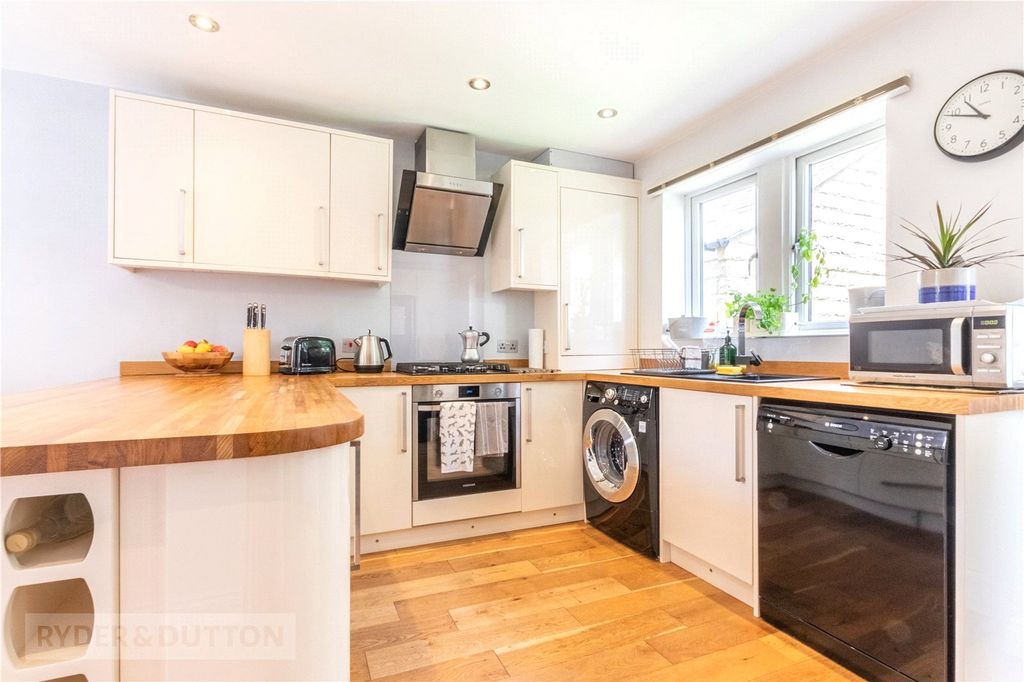 Additional image 3 of 3 bed detached house for saleLower Edge Road, Rastrick, Brighouse, West Yorkshire HD6