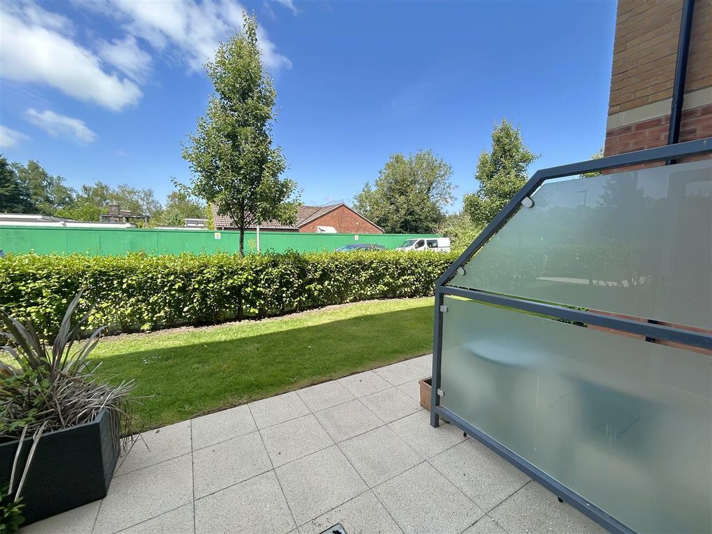 Additional image 15 of 2 bed flat for saleFlood Lane, Bridport DT6