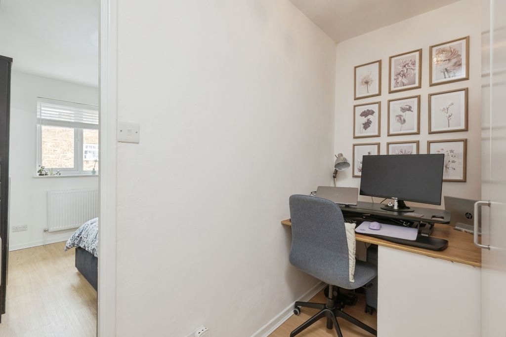 Additional image 3 of 1 bed terraced house for saleSandpiper Way, Orpington BR5