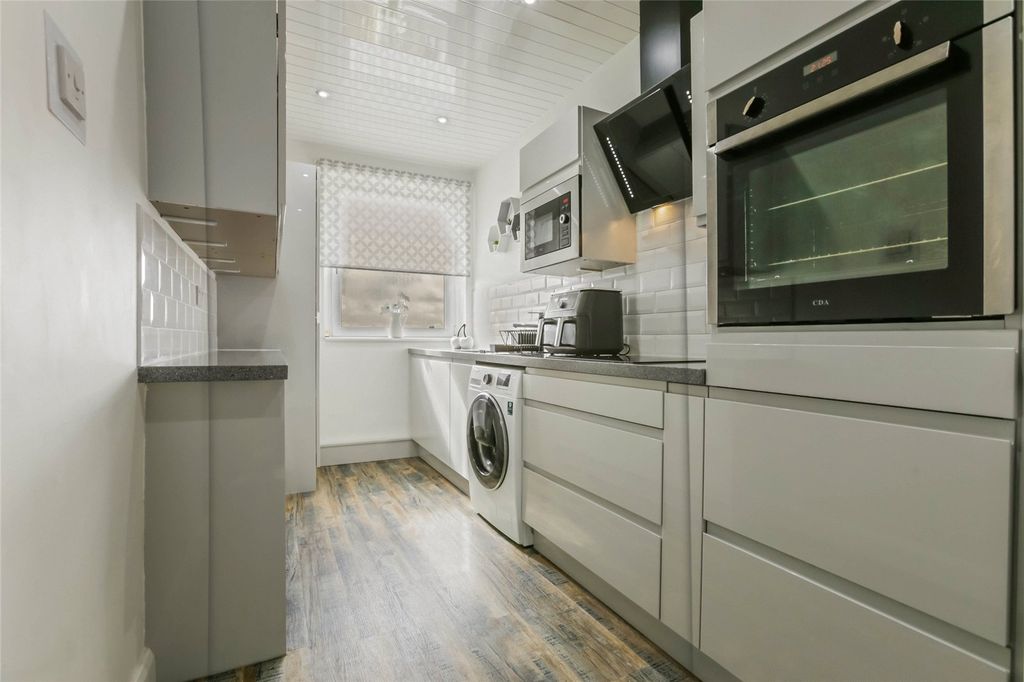Additional image 7 of 4 bed flat for saleGartleahill, Airdrie, North Lanarkshire ML6