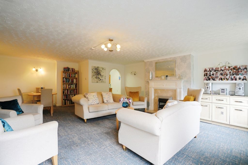 Additional image 15 of 1 bed flat for saleBerrycoombe Road, Bodmin, Cornwall PL31