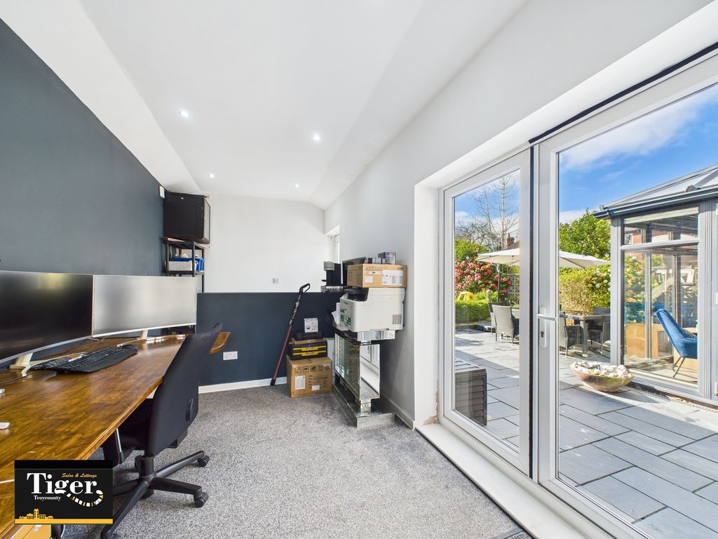 Additional image 44 of 4 bed semi-detached house for saleWest Park Drive, Blackpool FY3