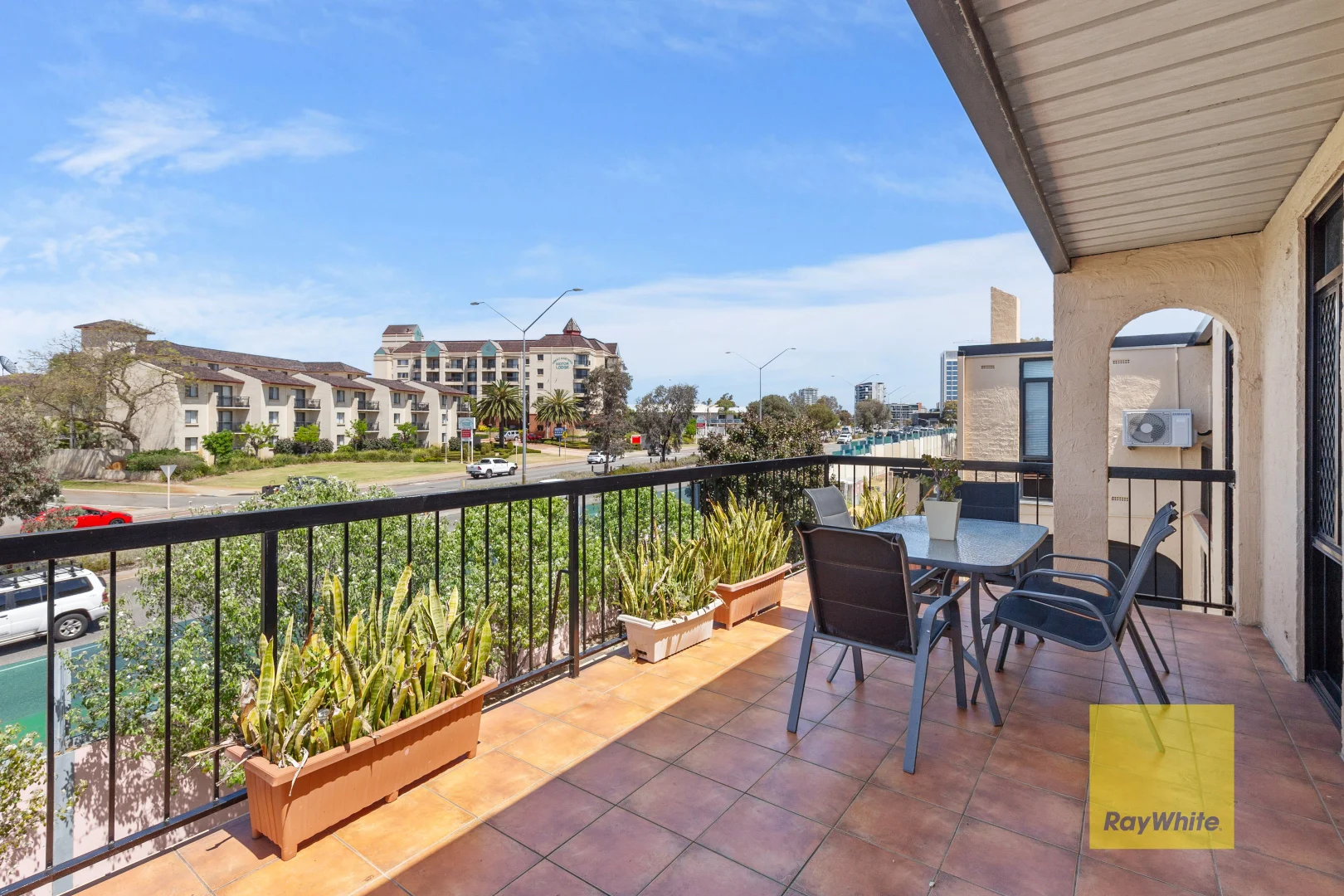 B37/62 Great Eastern Highway, Rivervale WA 6103 photo 3