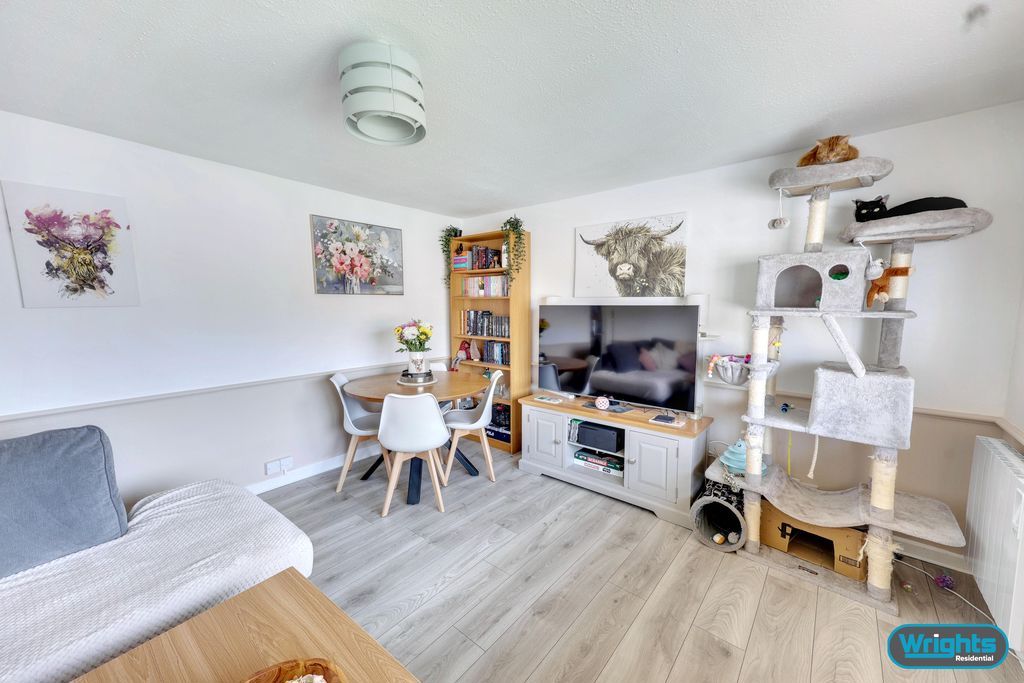 Additional image 3 of 2 bed flat for salePrincess Gardens, Hilperton BA14
