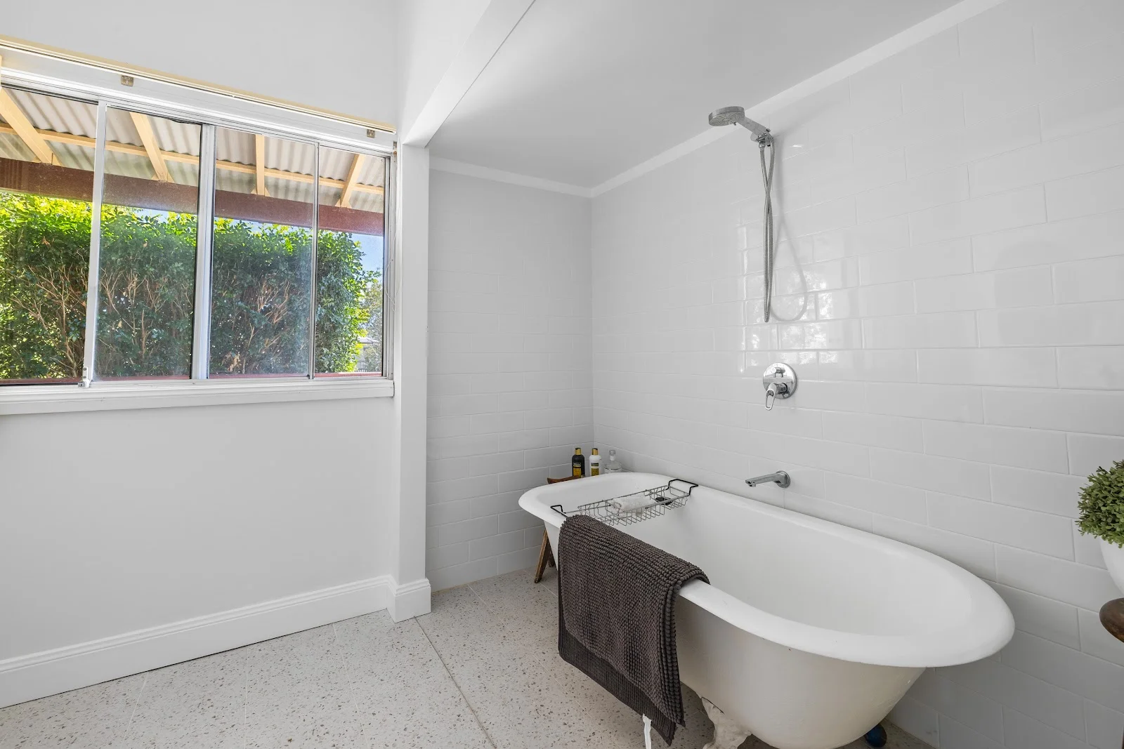 Additional image 22 of 6 Vincent Avenue, Smithtown NSW 2440