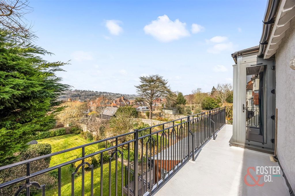 Additional image 19 of 6 bed detached house for saleSurrenden Road, Brighton BN1