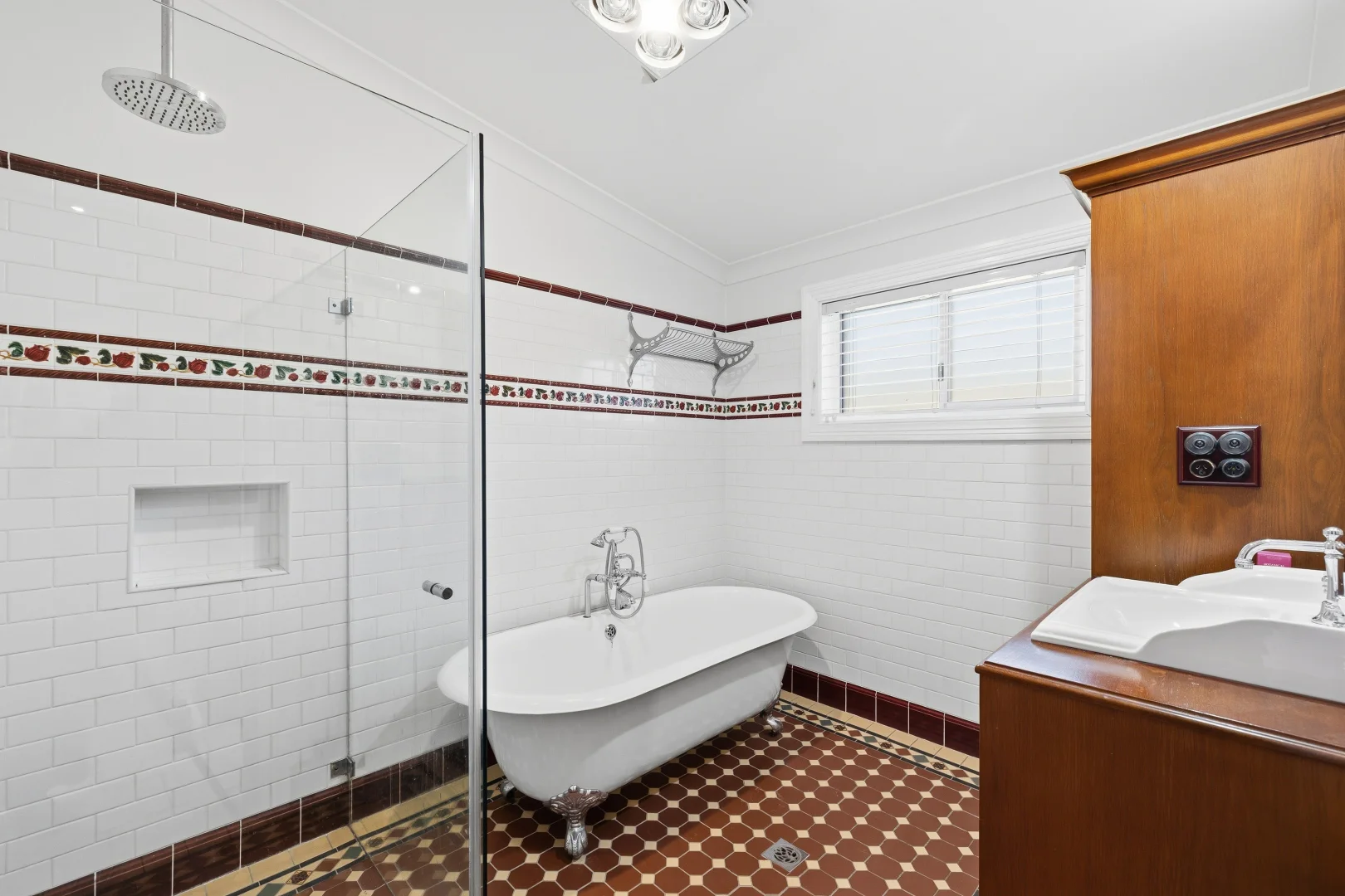 Additional image 9 of 122 North Street, North Tamworth NSW 2340