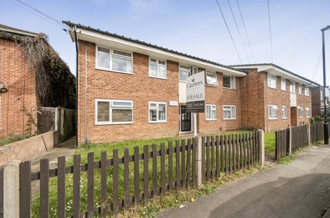 Adelaide Road, St Denys, Southampton, Hampshire SO17