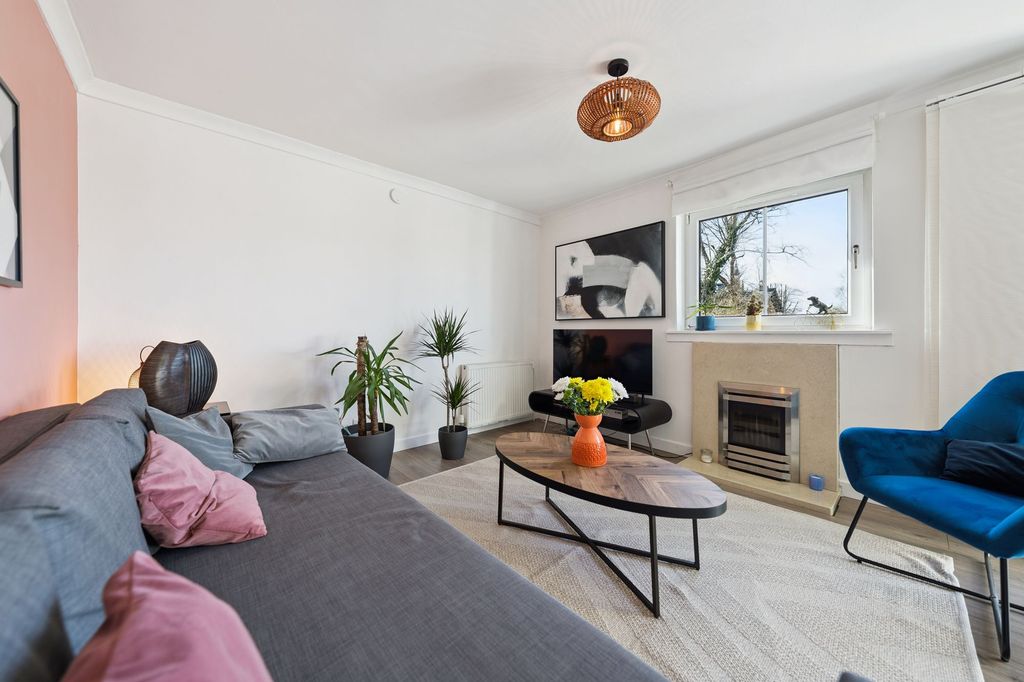 Additional image 3 of 3 bed flat for sale4 Knowehead Terrace, Flat 2/1, Pollokshields, Glasgow G41