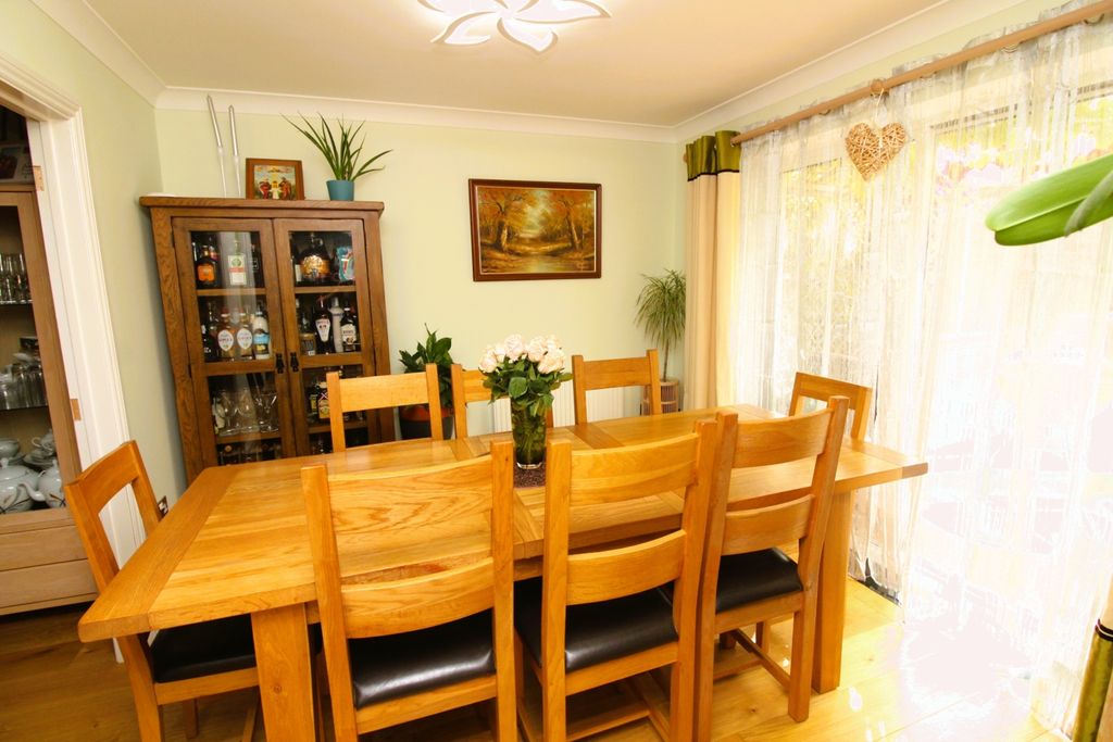Additional image 10 of 4 bed detached house for sale2 Stockmoor Drive, Bridgwater TA6