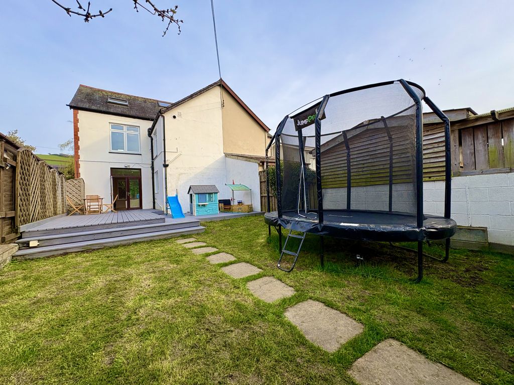 Additional image 9 of 4 bed semi-detached house for saleBow Street SY24