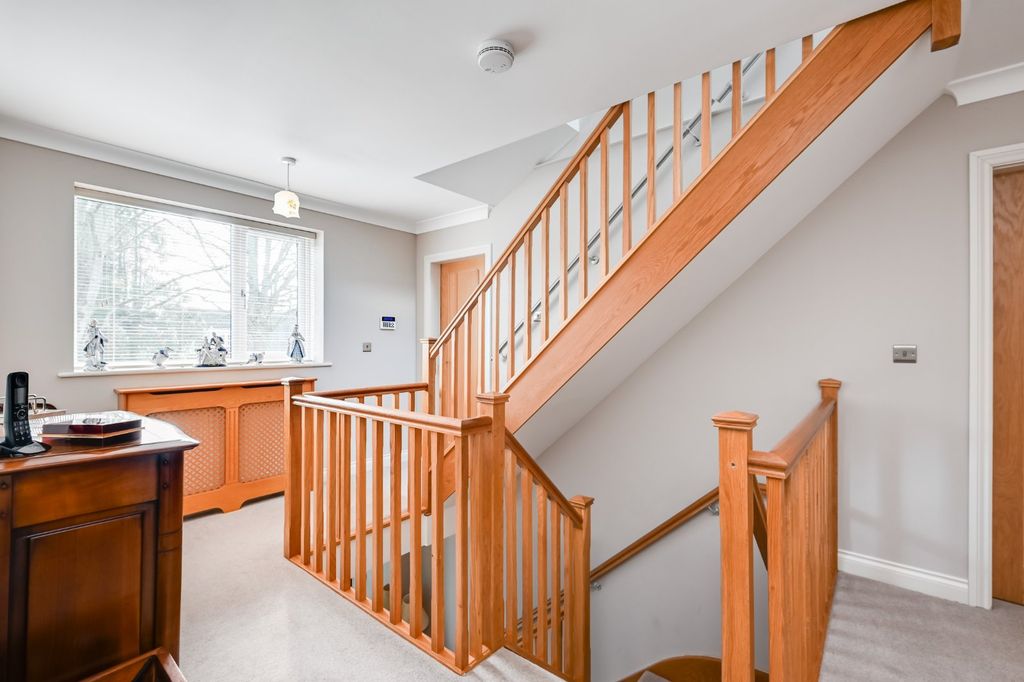 Additional image 16 of 4 bed detached house for saleThe Horseshoe, Tadcaster Road, York YO24