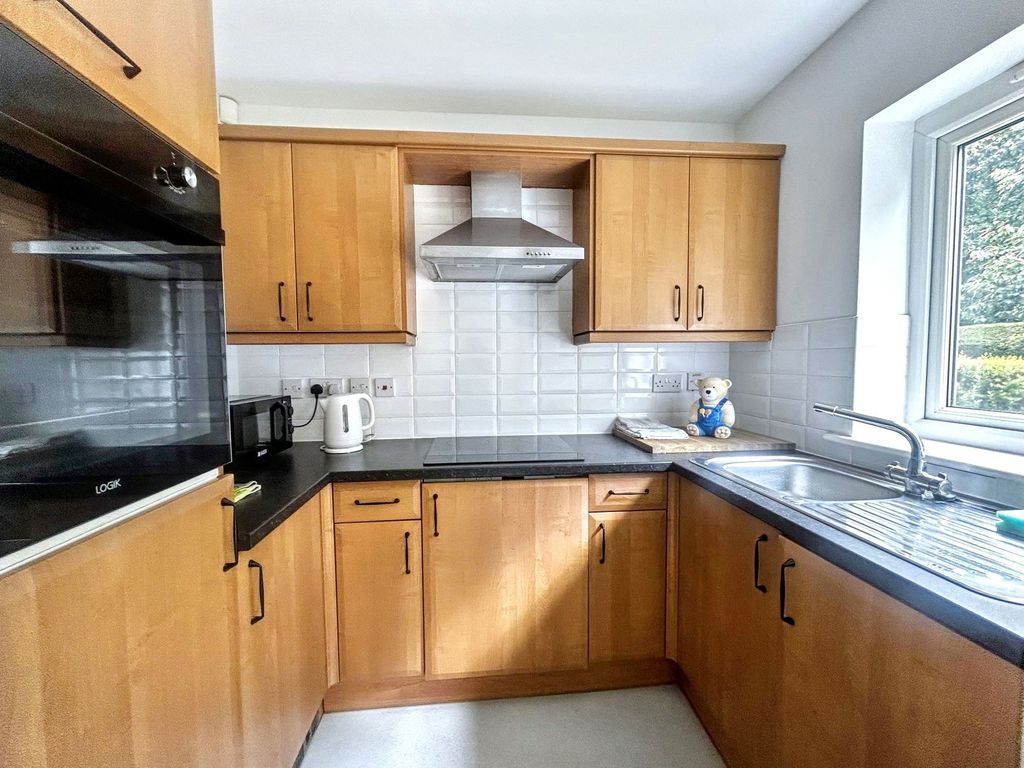 Additional image 4 of 2 bed flat for saleCromwell Court, Blyth NE24