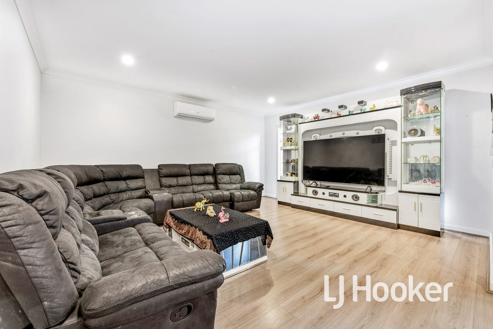 Additional image 7 of 33 Mercury Road, Cranbourne East VIC 3977