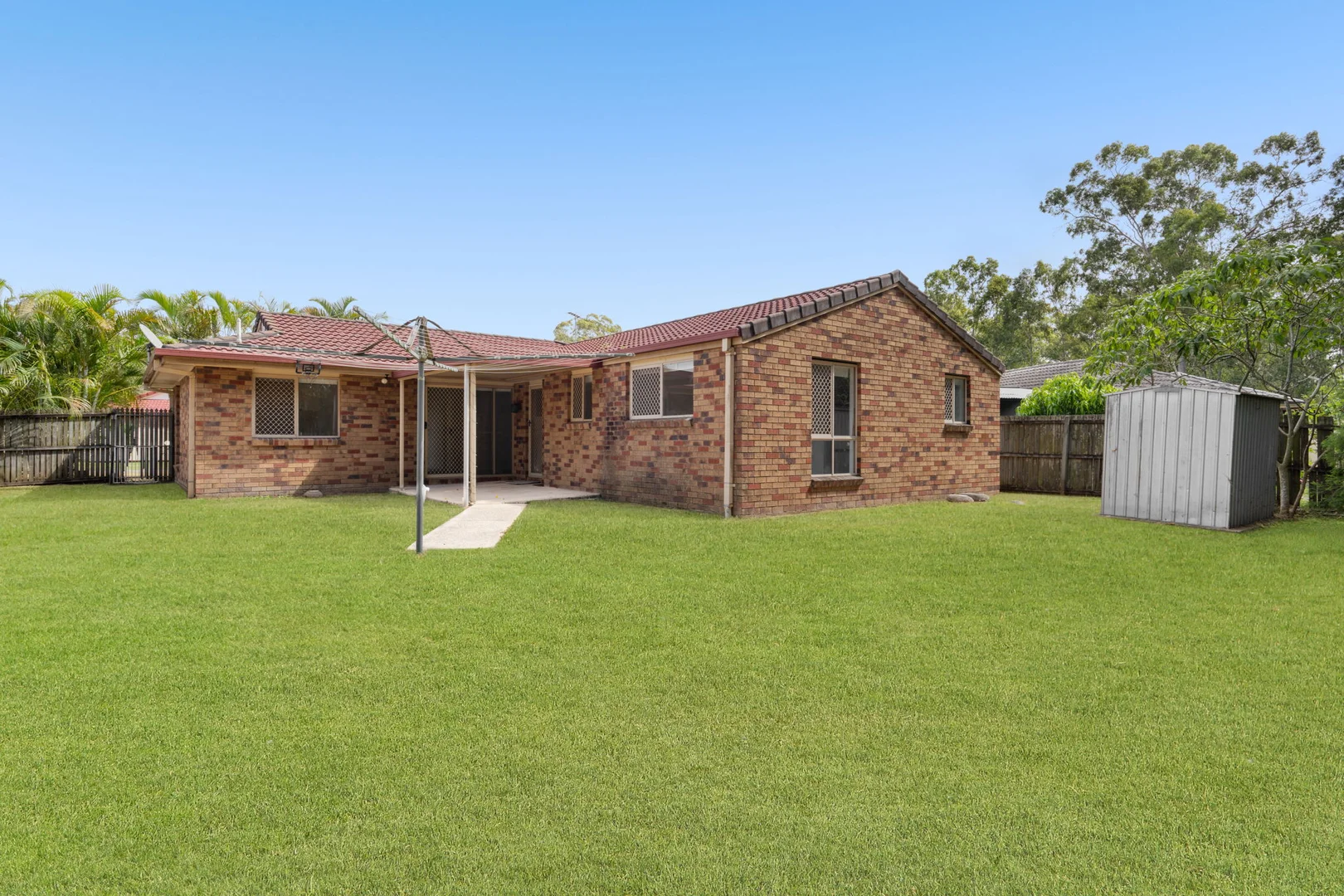 Additional image 14 of 23 Lake Amaroo Court, Logan Reserve QLD 4133